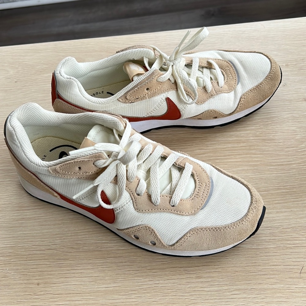 Nike CK2948 womens size 8.5